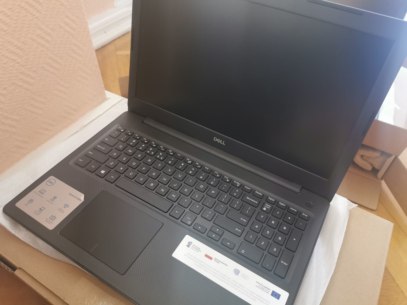 Kolejne laptopy dla uczniów